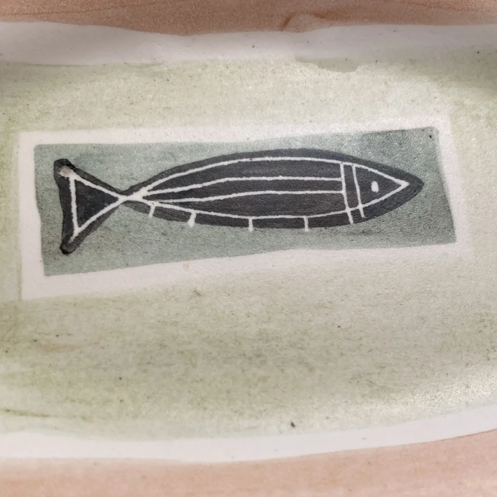 Trinket Dish Soap Dish Fish Oval Pottery Ceramic 6.5 x 4.75 inches